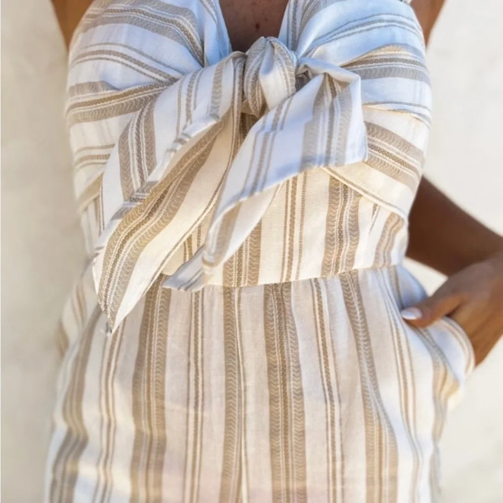 🔥Jumpsuit -beige striped bow detail cuteness🔥 - Picture 4 of 4